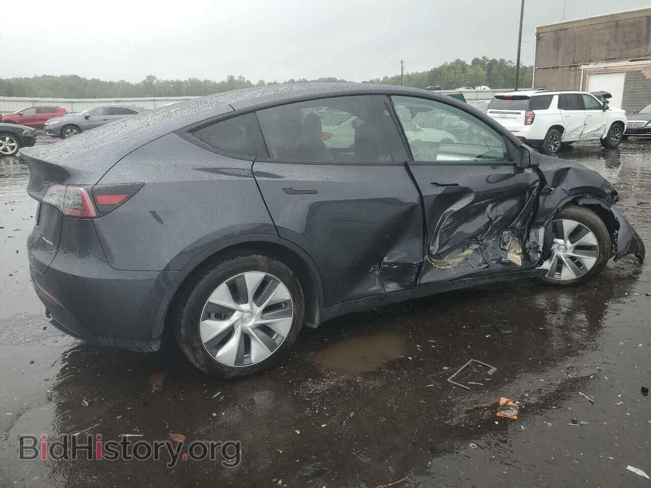 2024 TESLA MODEL Y - VIN: 7SAYGAEE0RF072732 - Фото 3