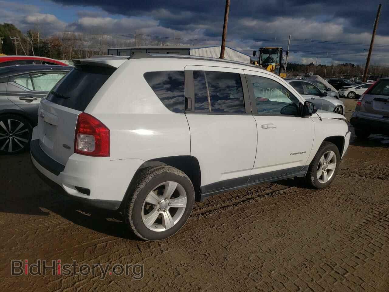 2012 JEEP COMPASS - VIN: 1C4NJDEB8CD637929 - Фото 3