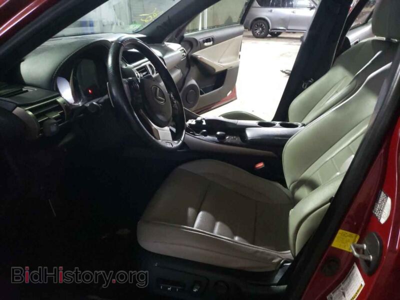 2014 Lexus IS (VIN JTHCF1D25E5002994) — фото 7 из 12