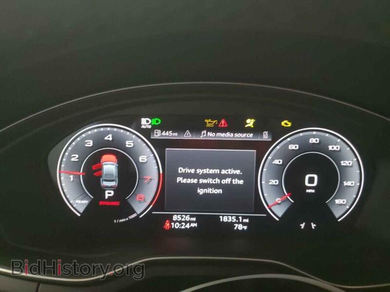 2024 Audi A4 (VIN WAUEAAF40RN013377) — photo 9 of 12
