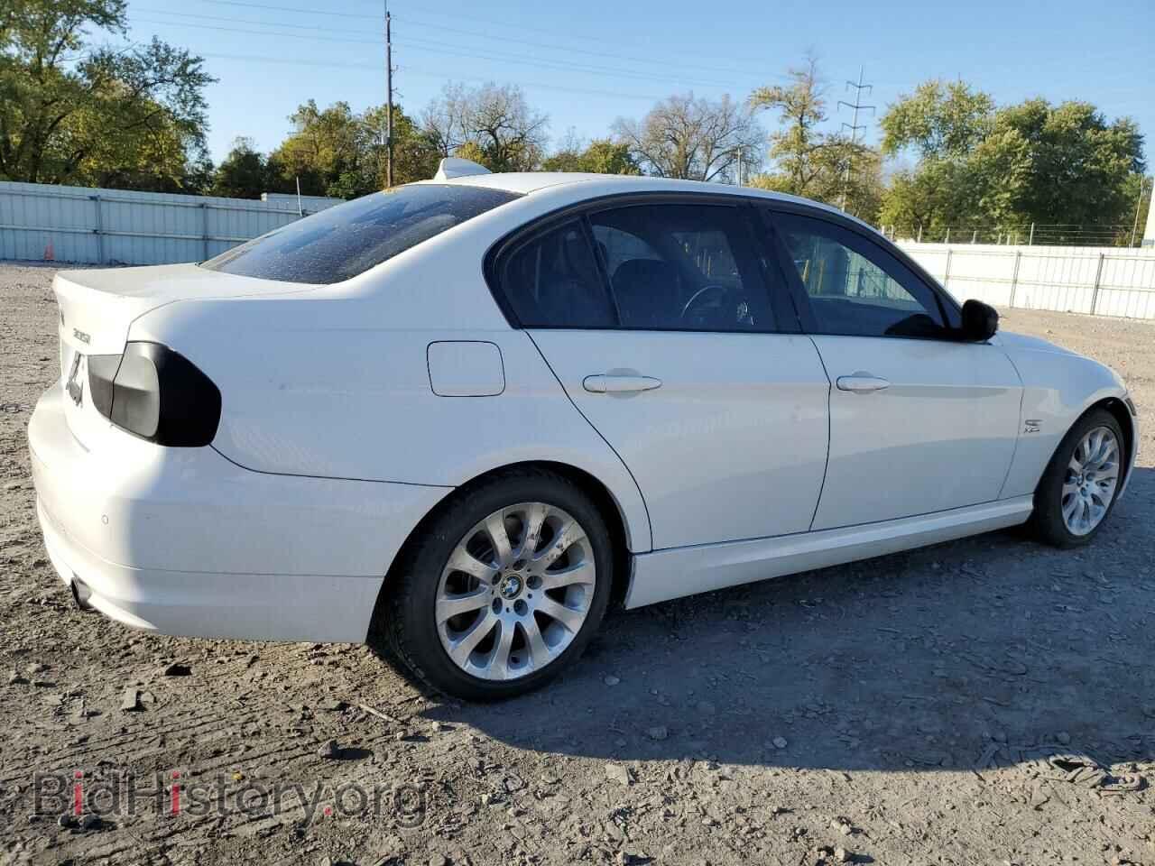 2011 BMW 3 SERIES - VIN: WBAPL5C58BA917689 - Фото 3