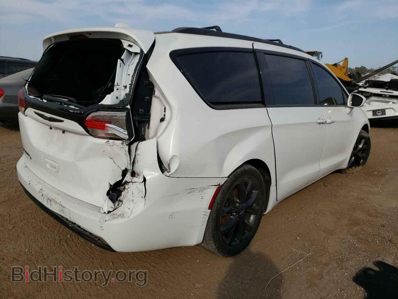 2019 CHRYSLER PACIFICA - VIN: 2C4RC1EG5KR686457 - Фото 3