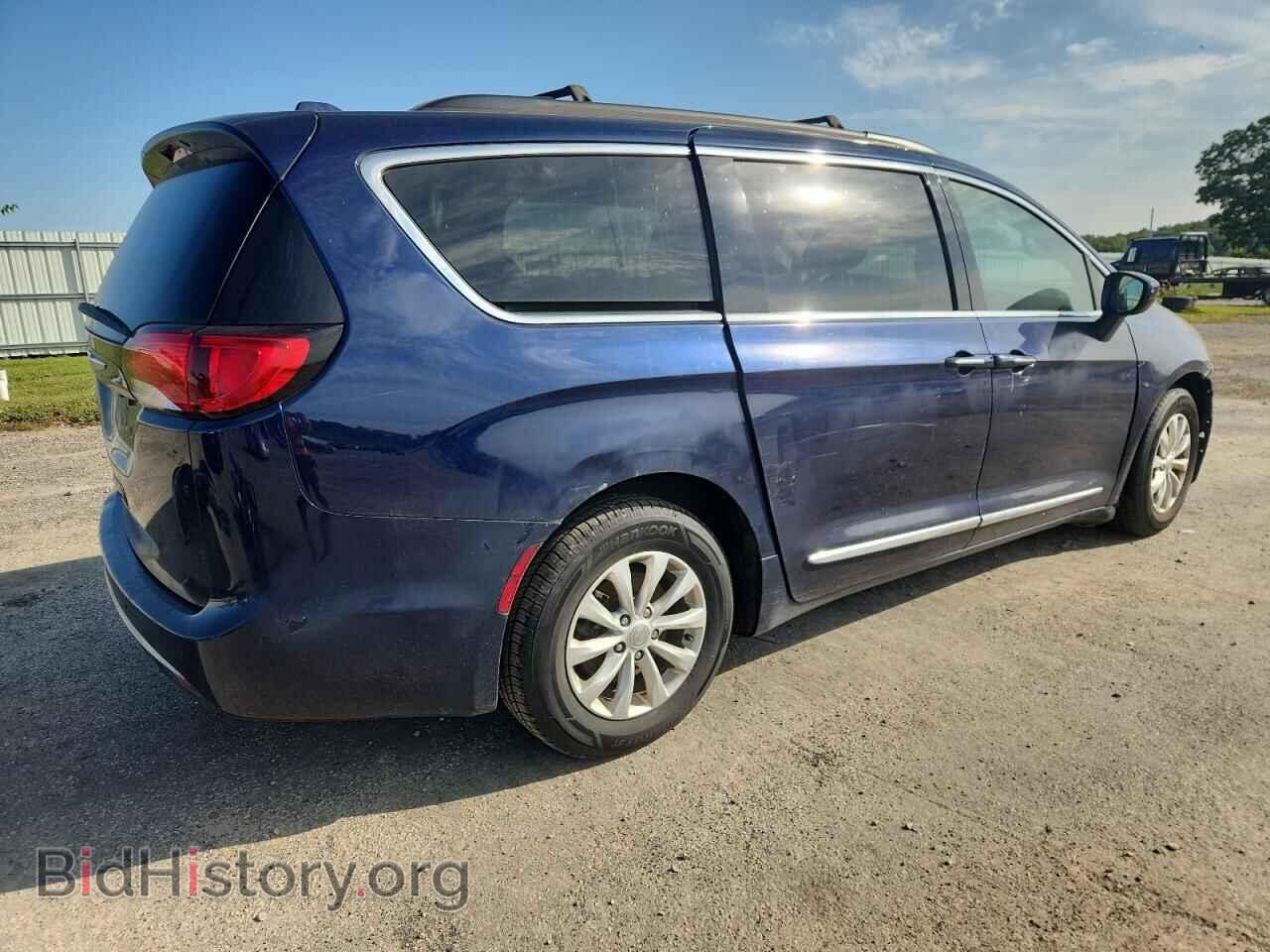 2017 CHRYSLER PACIFICA - VIN: 2C4RC1BG4HR785560 - Фото 3