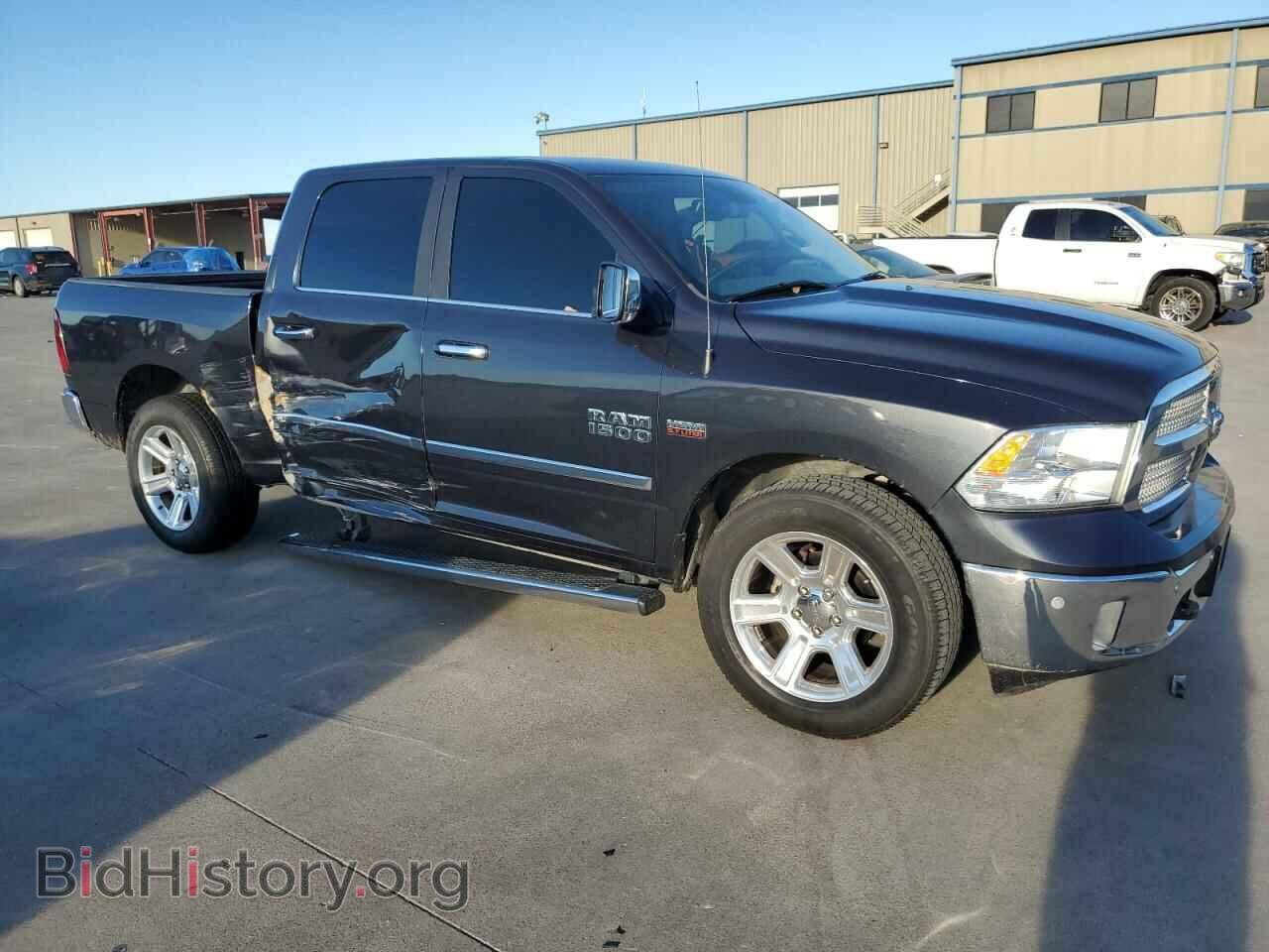 2018 RAM 1500 - VIN: 1C6RR6LT1JS266503 - Фото 4