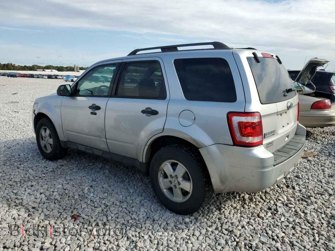 2011 FORD ESCAPE - VIN: 1FMCU9D74BKC58831 - Фото 2