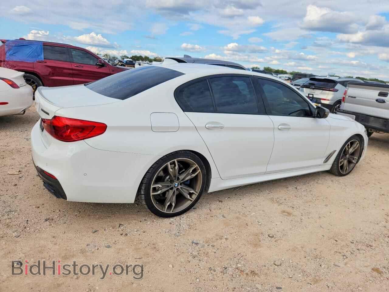 2018 BMW M5 - VIN: WBAJB9C52JB036320 - Photo 3