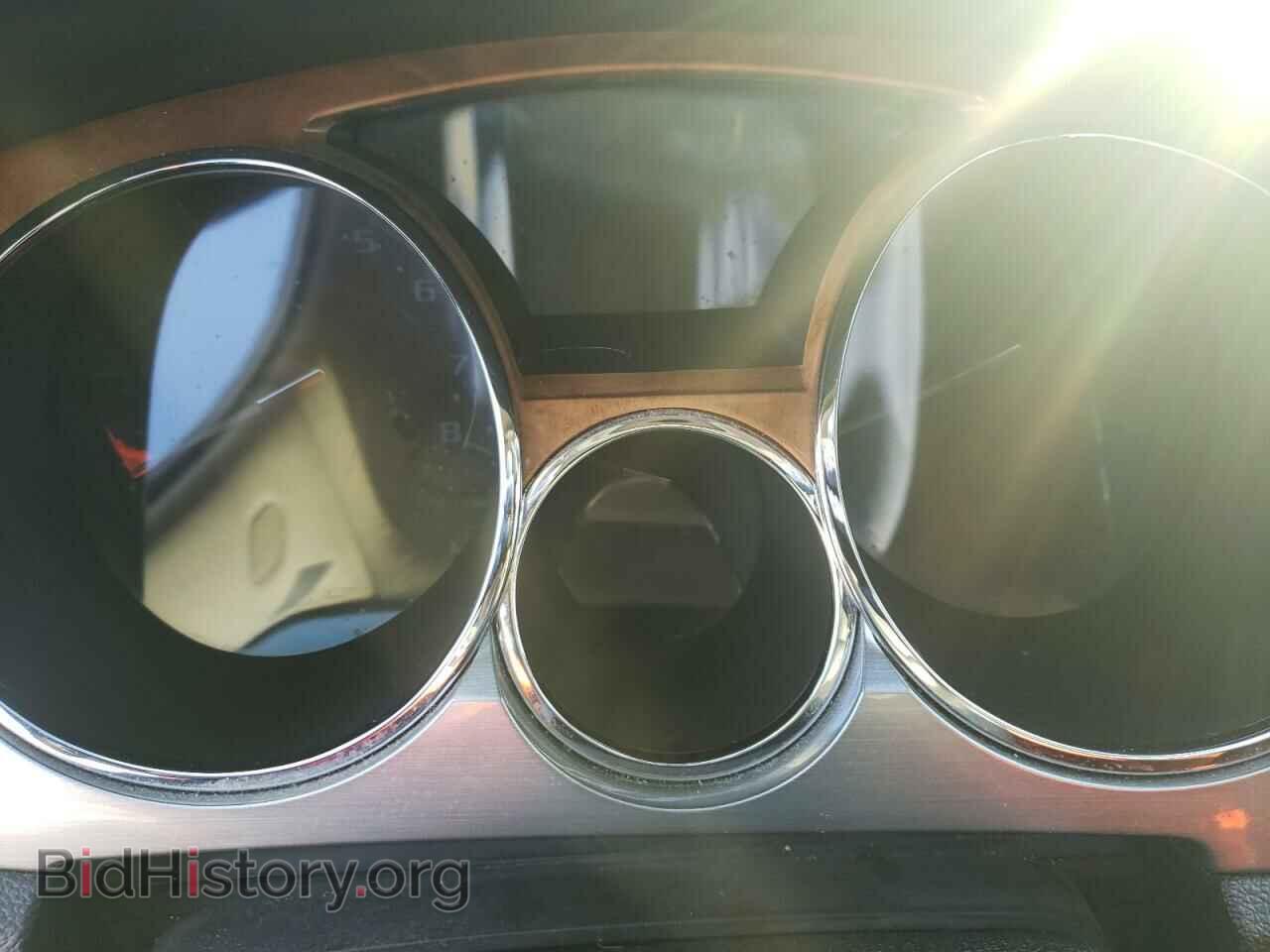 2011 BUICK ENCLAVE - VIN: 5GAKRAED6BJ405892 - Photo 9