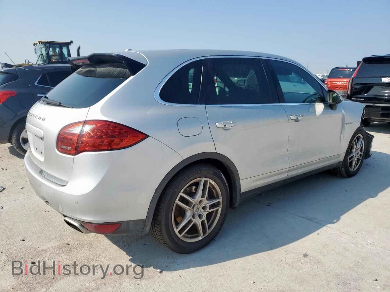 2011 PORSCHE CAYENNE - VIN: WP1AE2A20BLA93457 - Фото 3