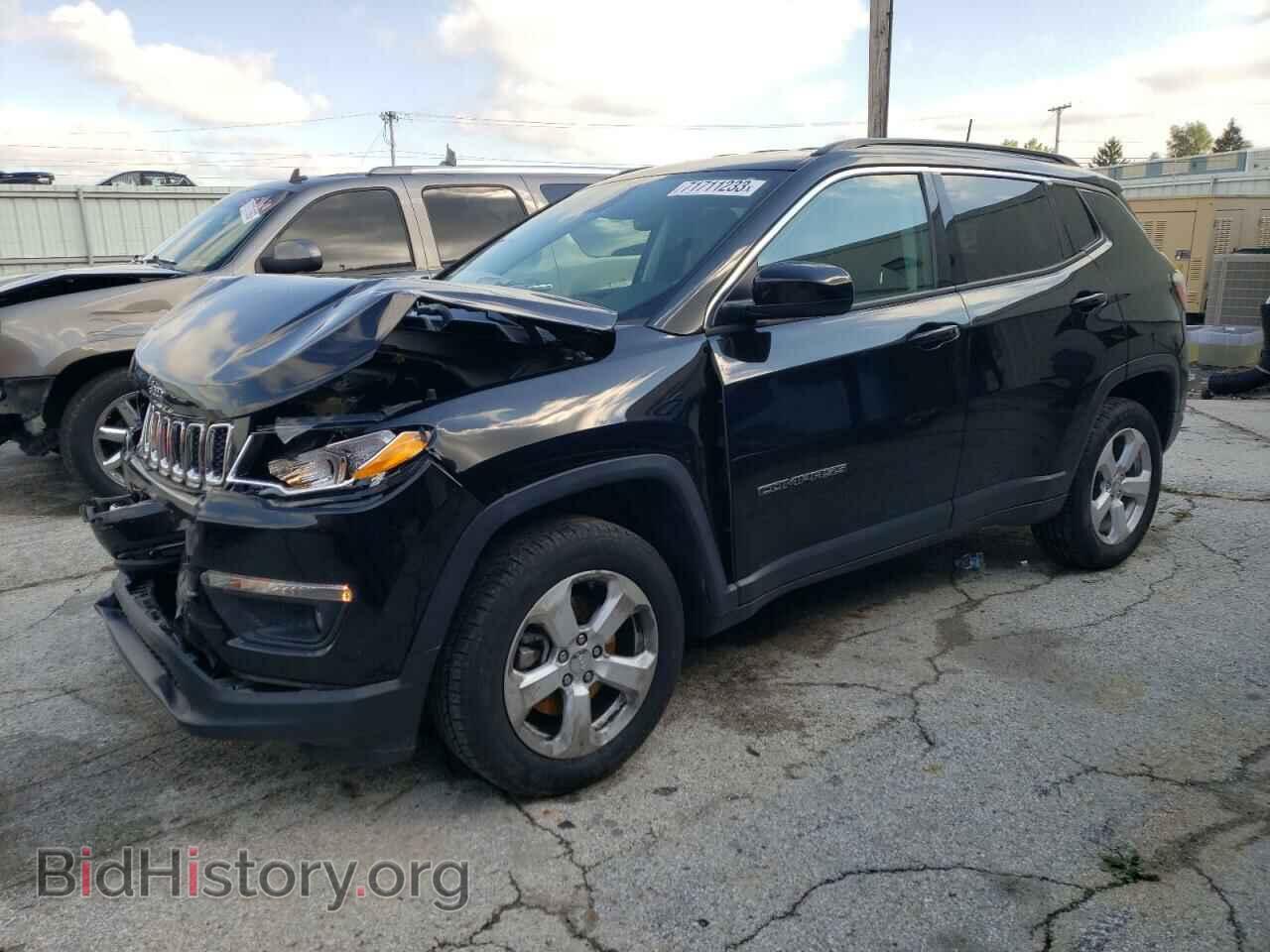 Фотография 3C4NJDBB2JT457339 - JEEP COMPASS 2018