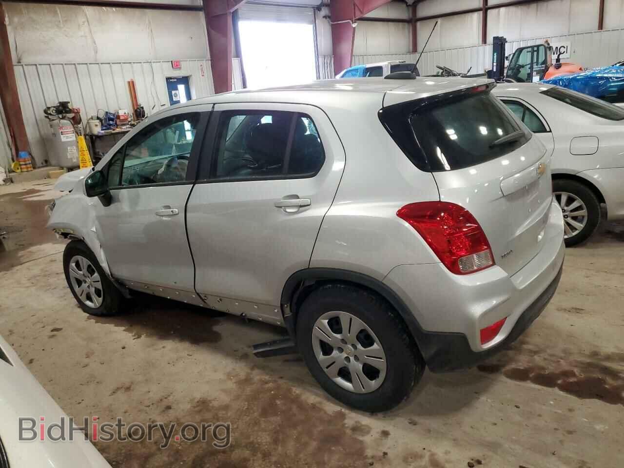 2018 CHEVROLET TRAX - VIN: KL7CJKSB5JB645699 - Фото 2