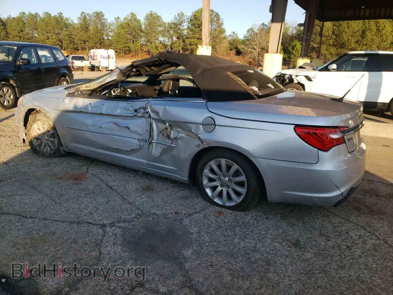 2011 CHRYSLER 200 - VIN: 1C3BC2EG8BN545648 - Фото 2