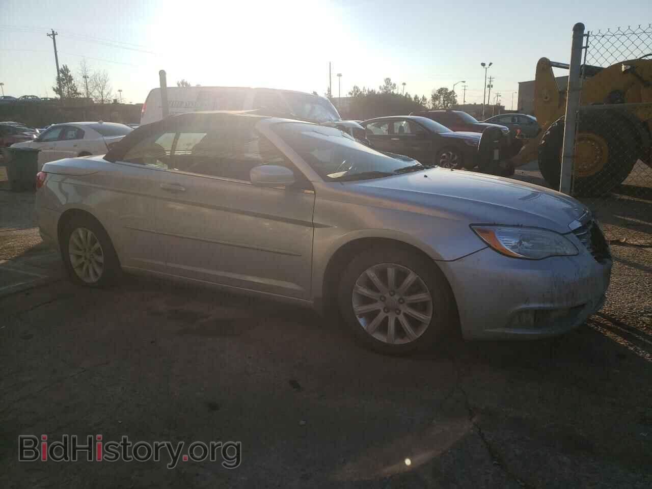 2011 CHRYSLER 200 - VIN: 1C3BC2EG8BN545648 - Фото 4