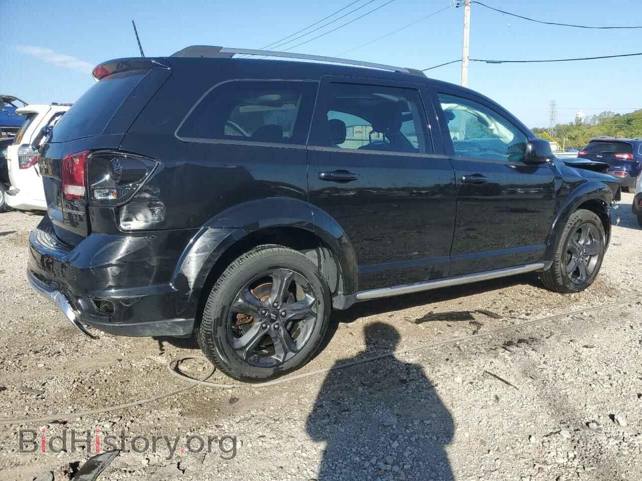 2020 DODGE JOURNEY - VIN: 3C4PDCGB2LT264100 - Фото 3
