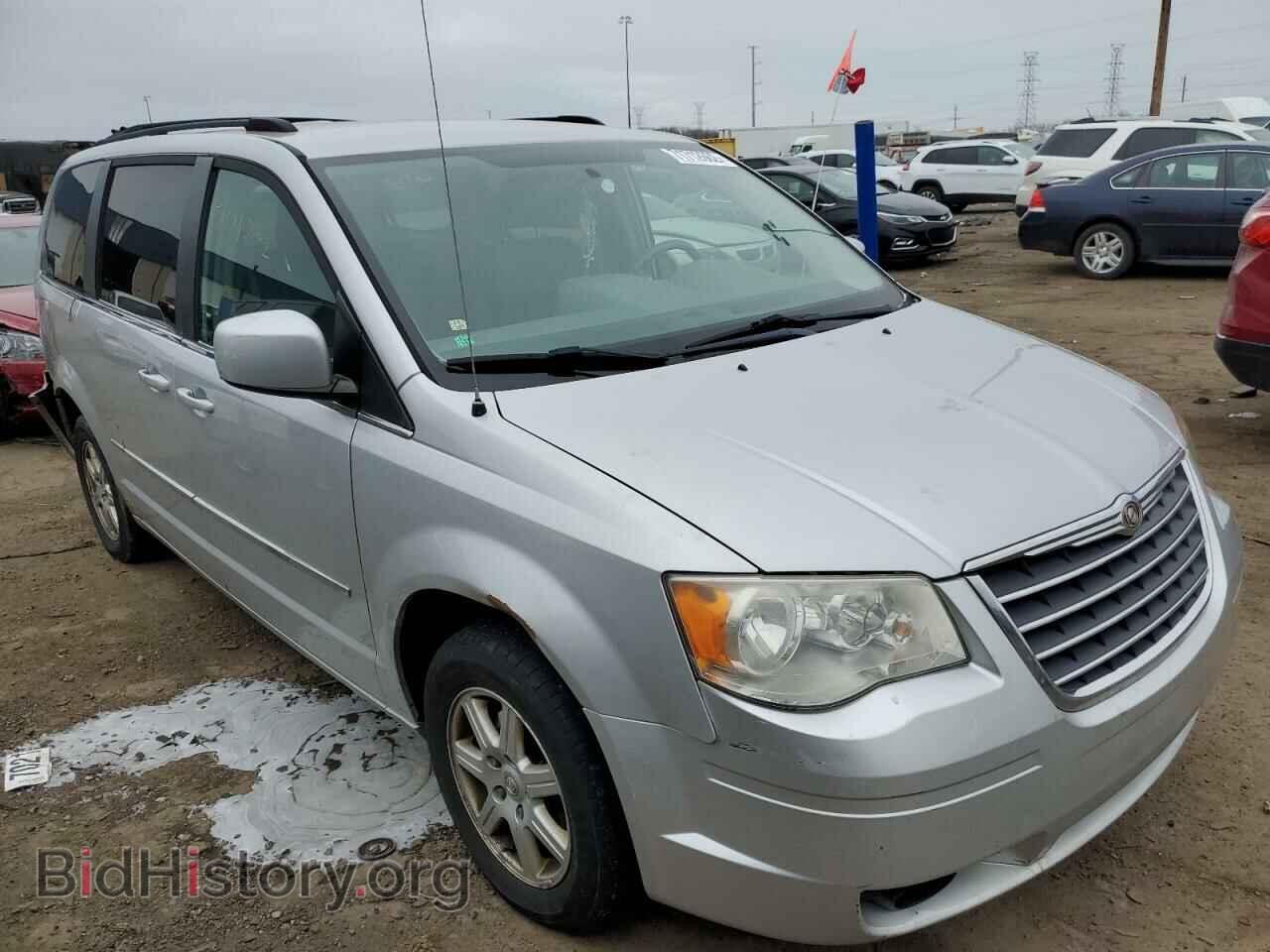 2010 CHRYSLER MINIVAN - VIN: 2A4RR5D10AR366183 - Фото 4