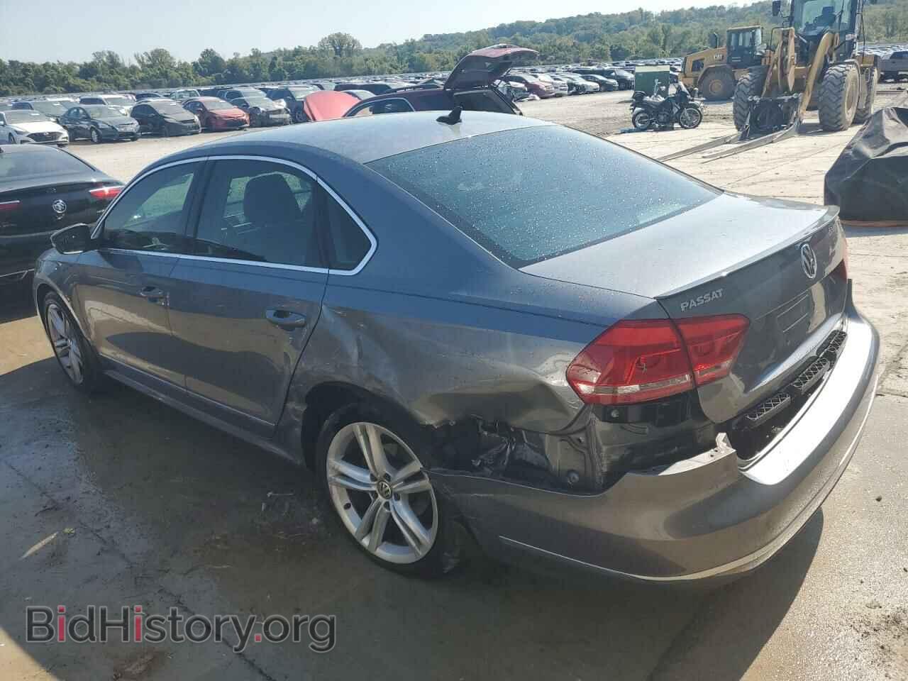 2015 VOLKSWAGEN PASSAT - VIN: 1VWCV7A34FC033202 - Фото 2