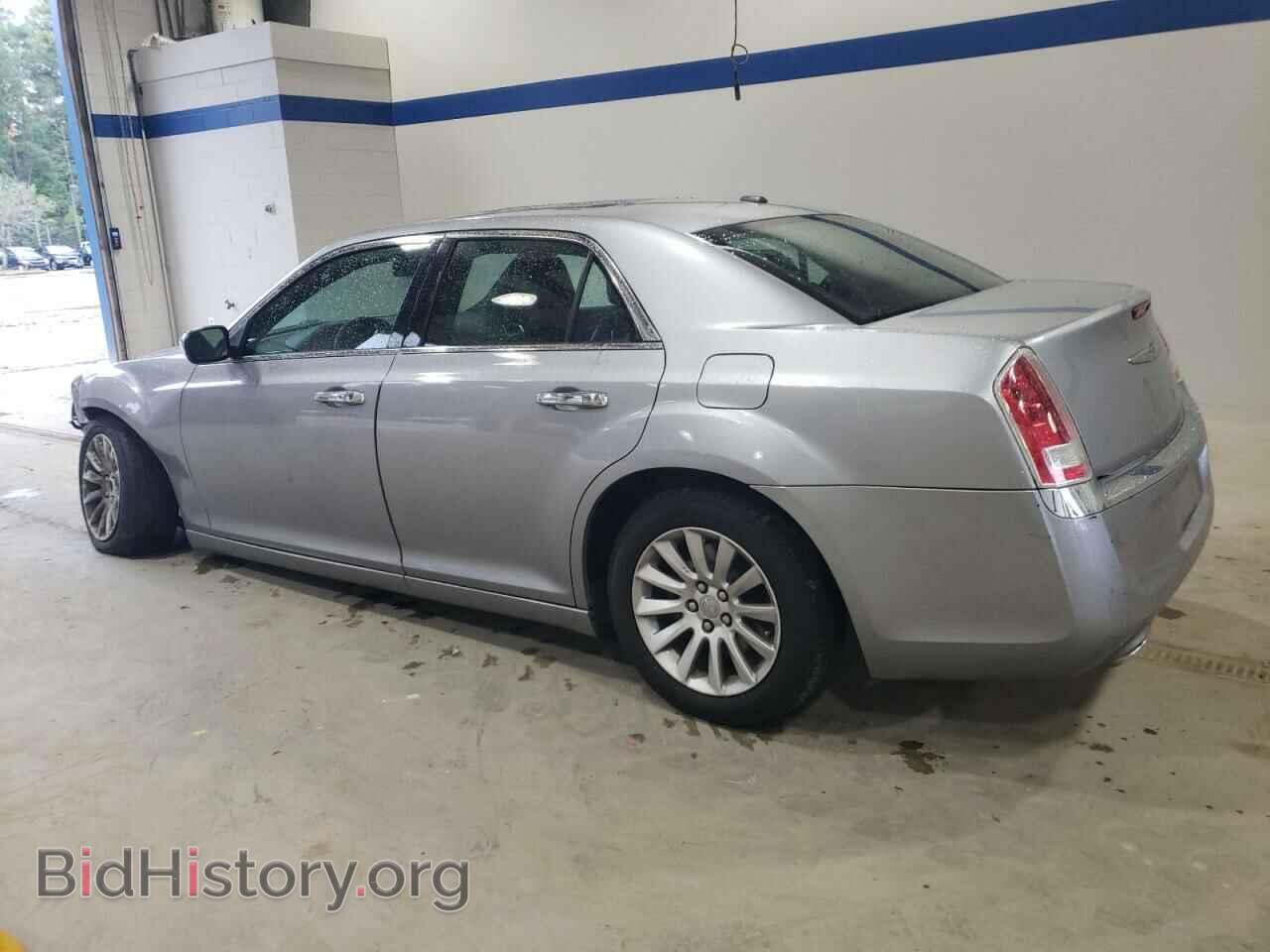 2014 CHRYSLER 300 - VIN: 2C3CCAAG0EH354470 - Фото 2