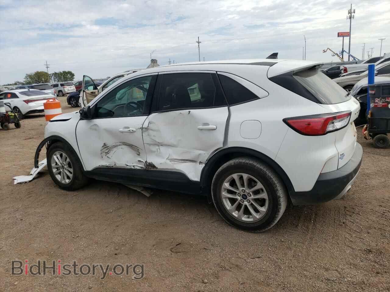 2020 FORD ESCAPE - VIN: 1FMCU0G6XLUA92609 - Photo 2