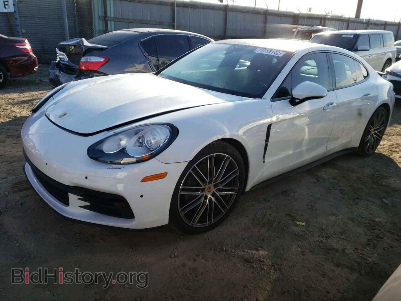 Фотография WP0AA2A76HL102017 - PORSCHE PANAMERA 2017