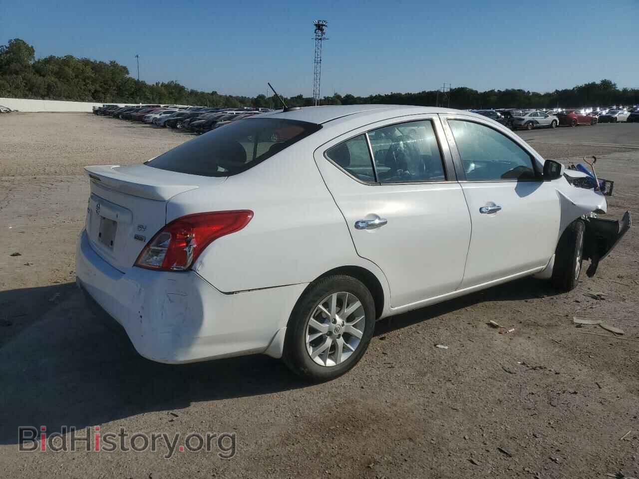 2019 NISSAN VERSA - VIN: 3N1CN7AP0KL805525 - Фото 3