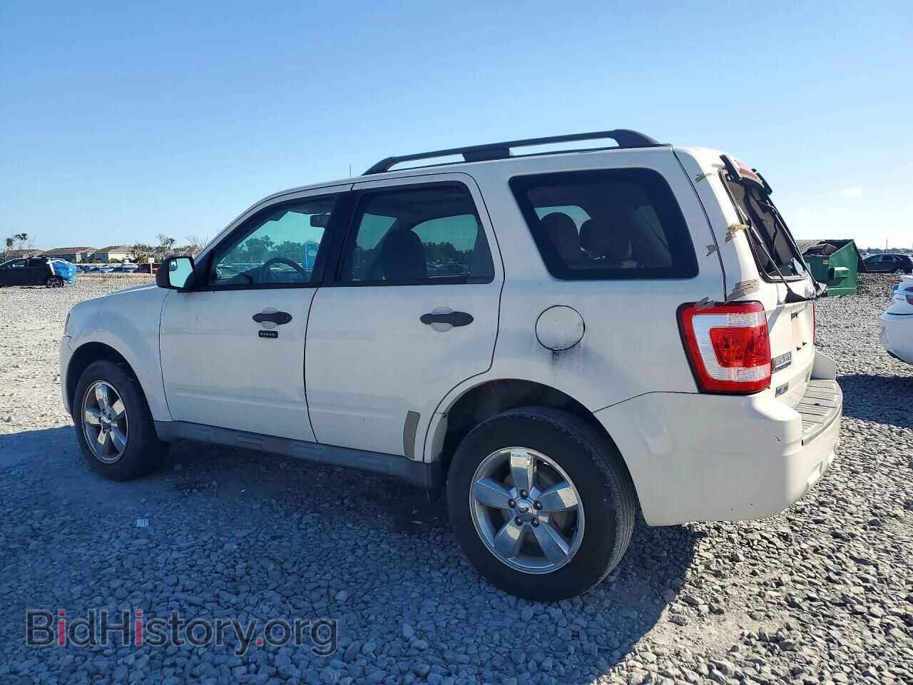 2011 FORD ESCAPE - VIN: 1FMCU0D78BKA04342 - Photo 2