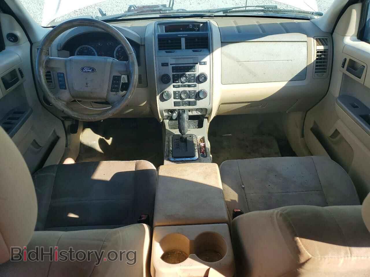 2011 FORD ESCAPE - VIN: 1FMCU0D78BKA04342 - Photo 8