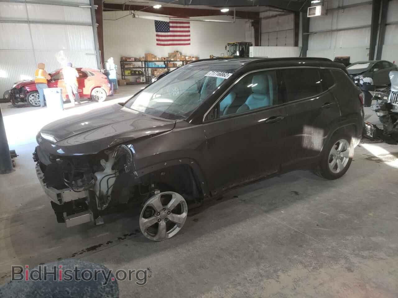 Фотография 3C4NJDBB7JT136378 - JEEP COMPASS 2018