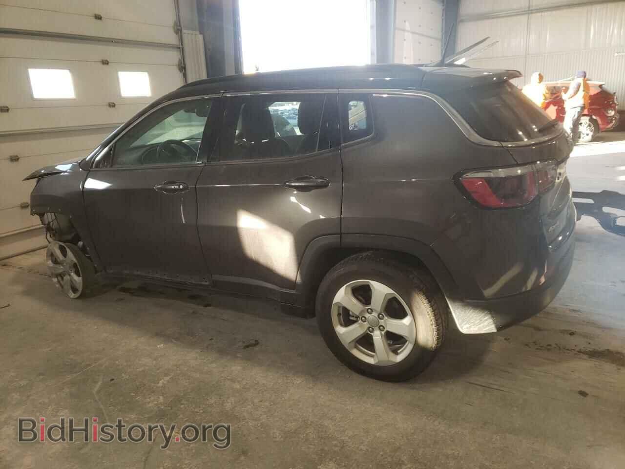 2018 JEEP COMPASS - VIN: 3C4NJDBB7JT136378 - Photo 2
