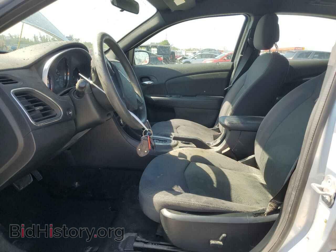 2012 CHRYSLER 200 - VIN: 1C3CCBAB2CN191304 - Фото 7