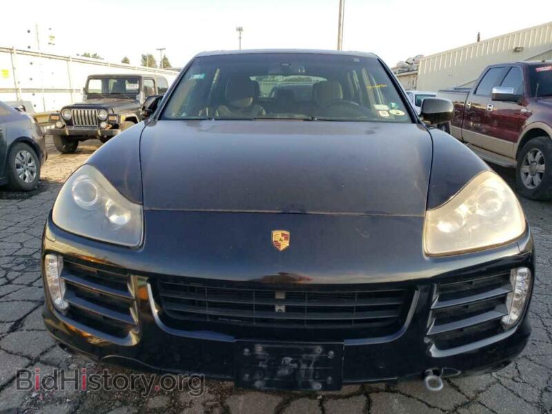 2010 Porsche CAYENNE (VIN WP1AB2AP1ALA50720) — photo 5 of 13