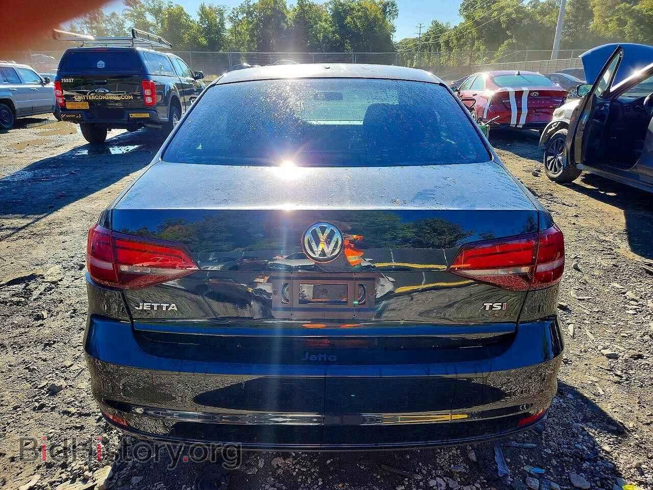 2017 VOLKSWAGEN JETTA - VIN: 3VW2B7AJ4HM227054 - Фото 6