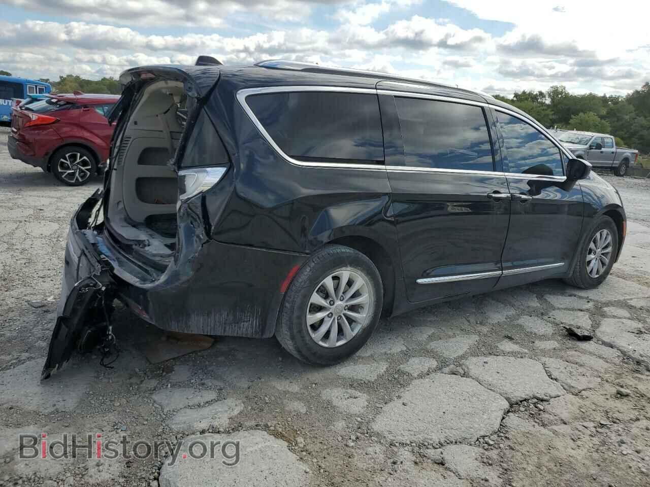 2018 CHRYSLER PACIFICA - VIN: 2C4RC1EG6JR139213 - Photo 3