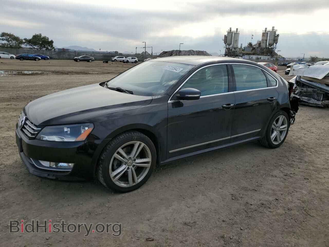 Фотография 1VWBT7A33FC040921 - VOLKSWAGEN PASSAT 2015