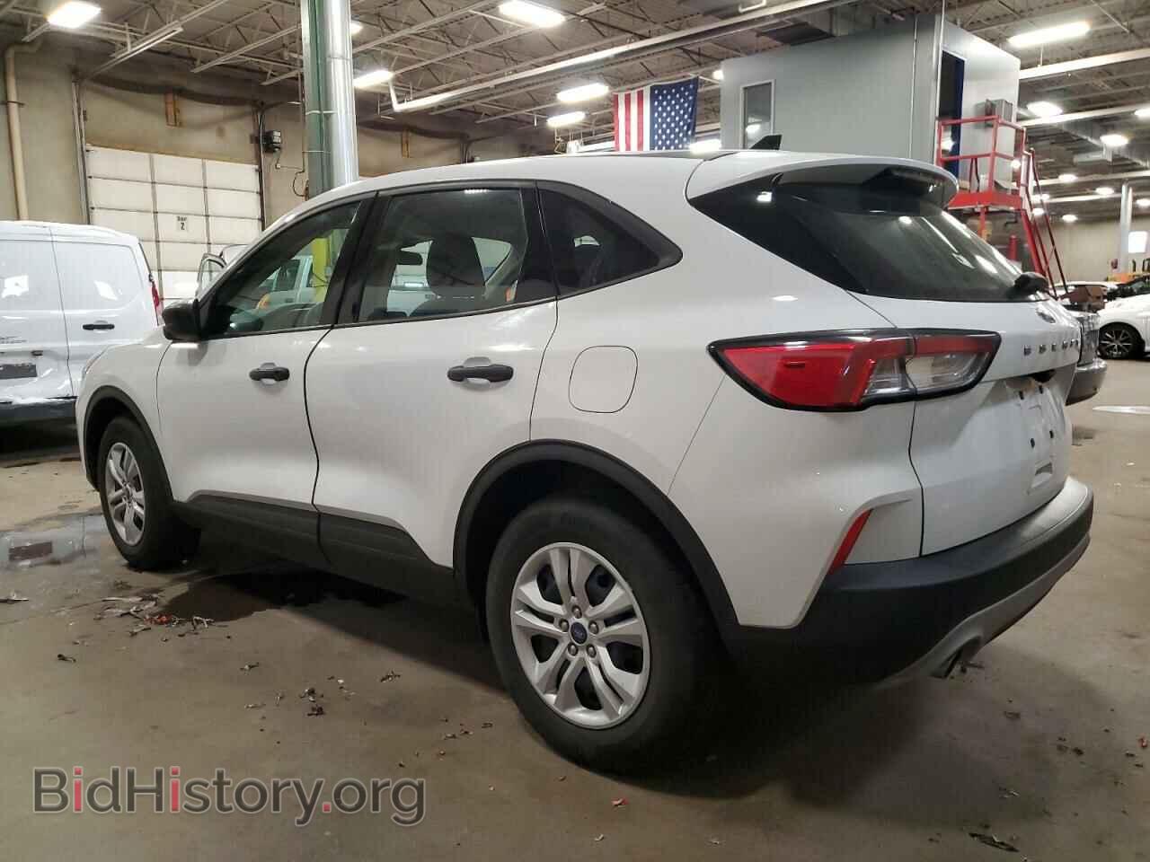 2020 FORD ESCAPE - VIN: 1FMCU9F62LUA12158 - Фото 2
