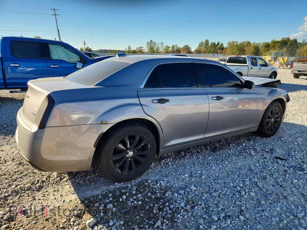2016 CHRYSLER 300 - VIN: 2C3CCARG8GH278407 - Photo 3