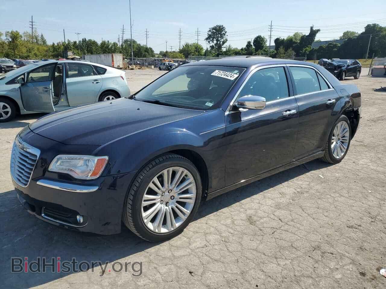 Фотография 2C3CCACG8CH136853 - CHRYSLER 300 2012