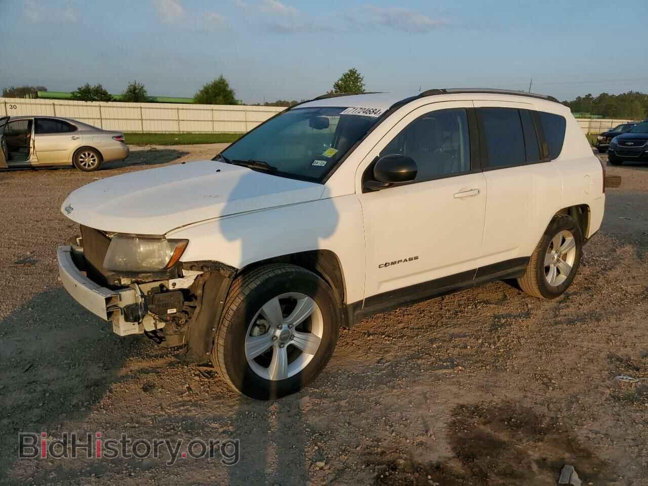 Photo 1C4NJDBB1GD662732 - JEEP COMPASS 2016