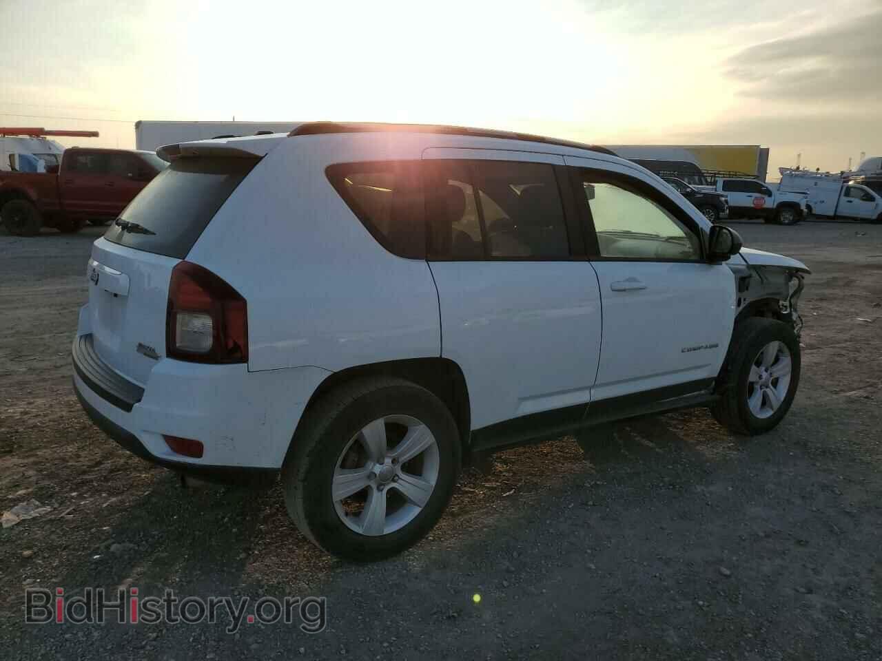 2016 JEEP COMPASS - VIN: 1C4NJDBB1GD662732 - Фото 3