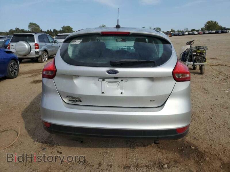 2017 Ford FOCUS (VIN 1FADP3K21HL209244) — photo 6 of 12