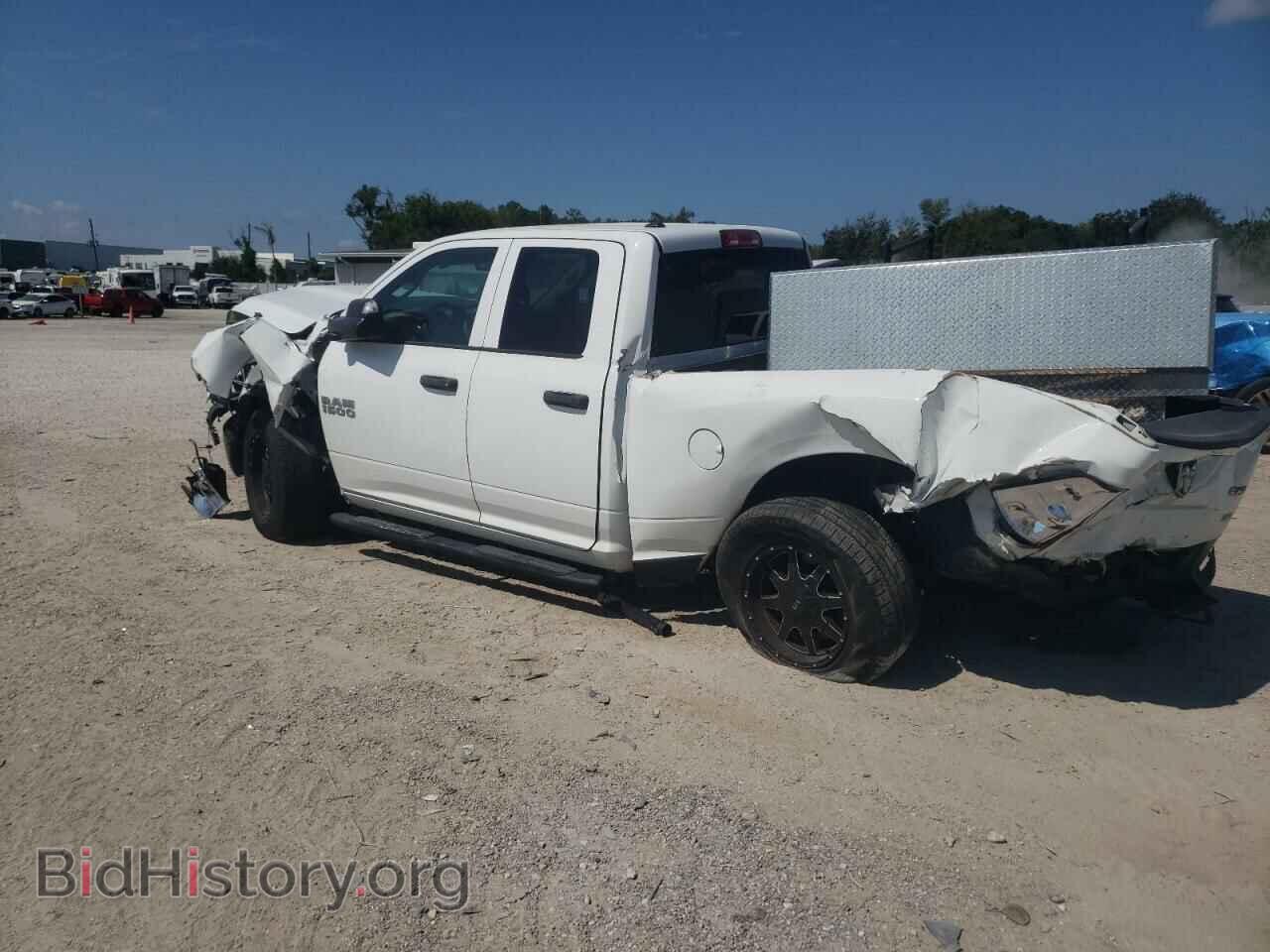 2016 RAM 1500 - VIN: 1C6RR7FG2GS210714 - Фото 2