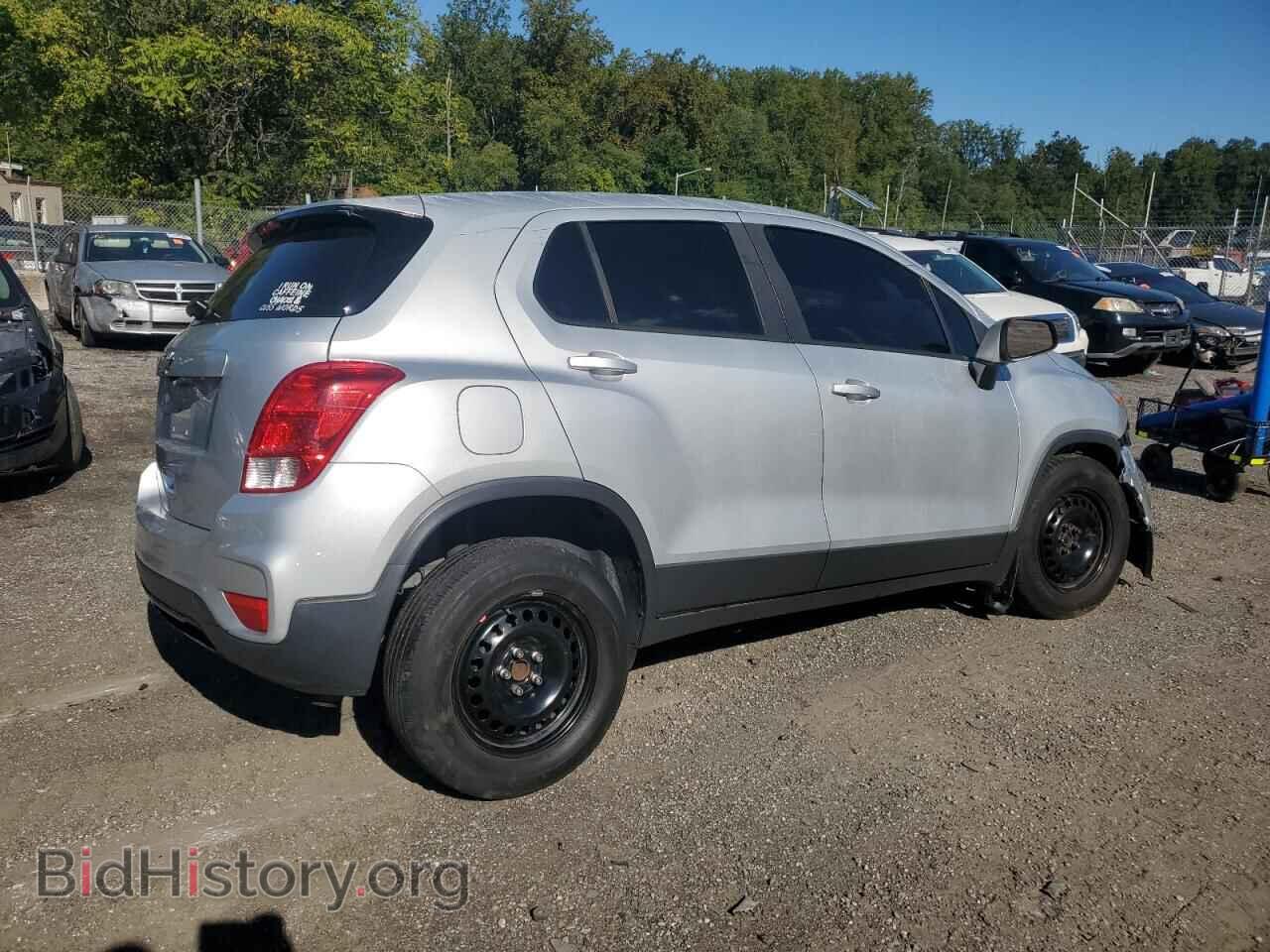 2017 CHEVROLET TRAX - VIN: 3GNCJKSB2HL249720 - Фото 3