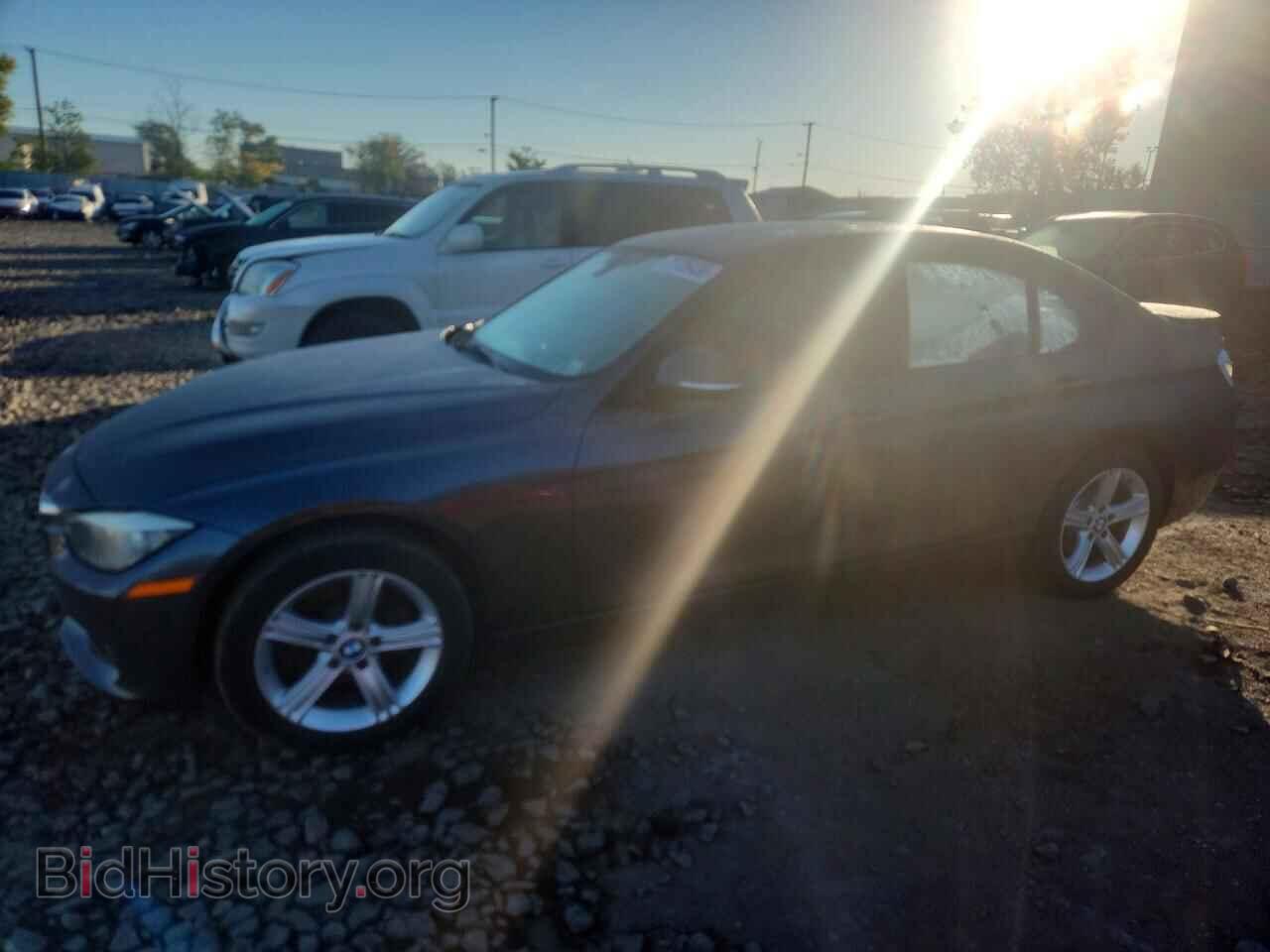 Photo WBA3B5C55DF596363 - BMW 3 SERIES 2013