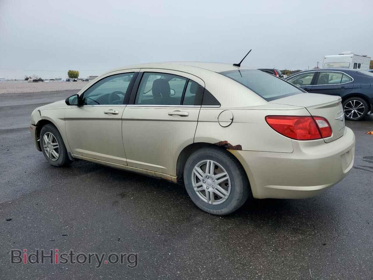 2010 CHRYSLER SEBRING - VIN: 1C3CC4FB1AN143973 - Фото 2