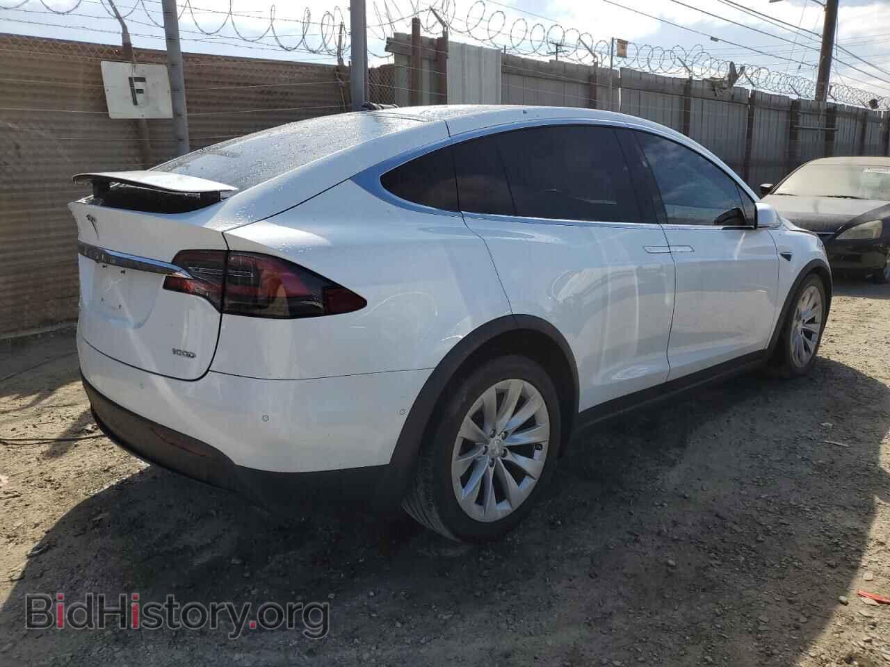 2017 TESLA MODEL X - VIN: 5YJXCBE2XHF042040 - Photo 3
