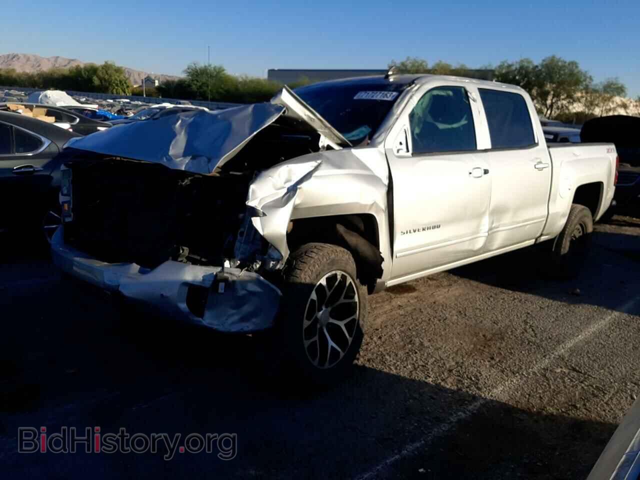 Photo 3GCUKREC8HG339759 - CHEVROLET ALL Models 2017