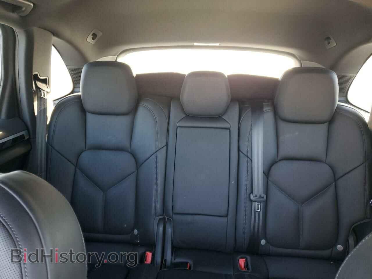 2016 PORSCHE CAYENNE - VIN: WP1AA2A28GLA08299 - Photo 10