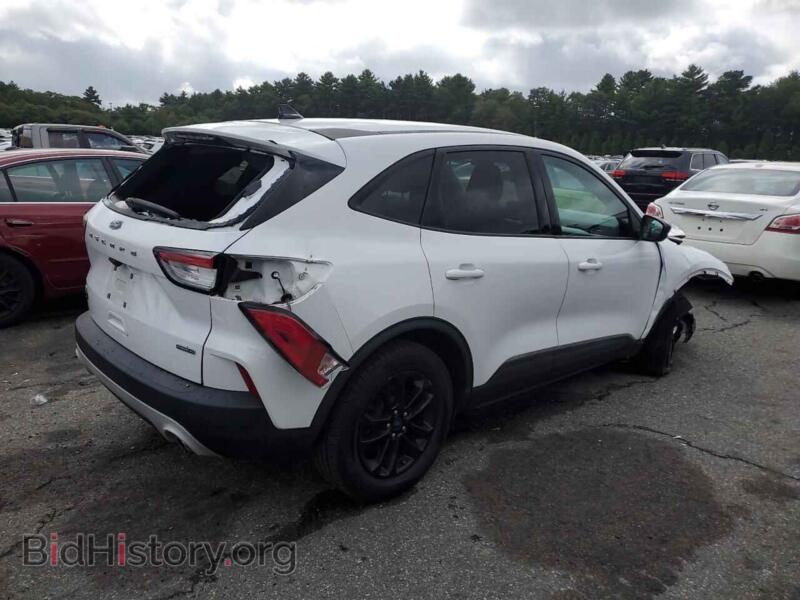 2020 Ford ESCAPE (VIN 1FMCU9BZ8LUA80383) — photo 3 of 14