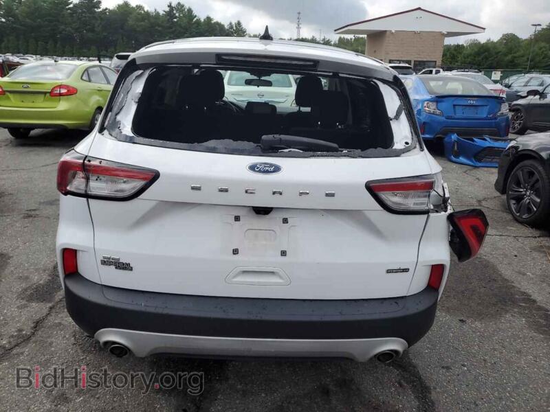 2020 Ford ESCAPE (VIN 1FMCU9BZ8LUA80383) — photo 6 of 14