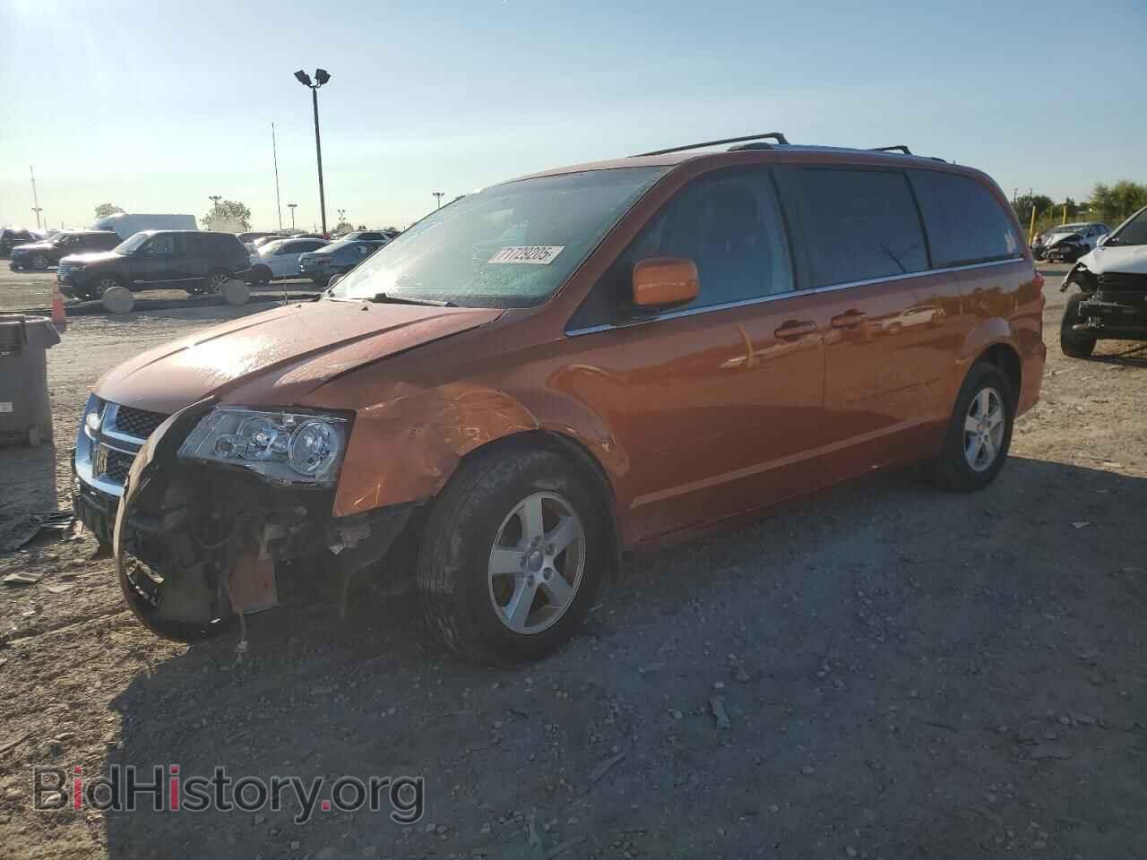 Photo 2D4RN5DG9BR756497 - DODGE CARAVAN 2011