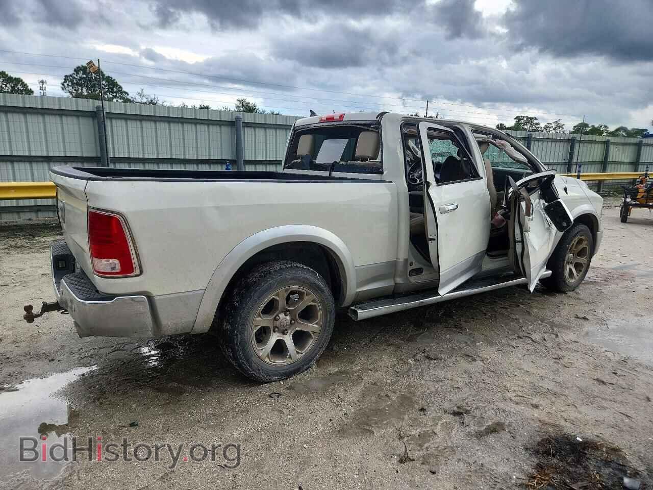 2017 RAM 1500 - VIN: 1C6RR6VT9HS655185 - Фото 3