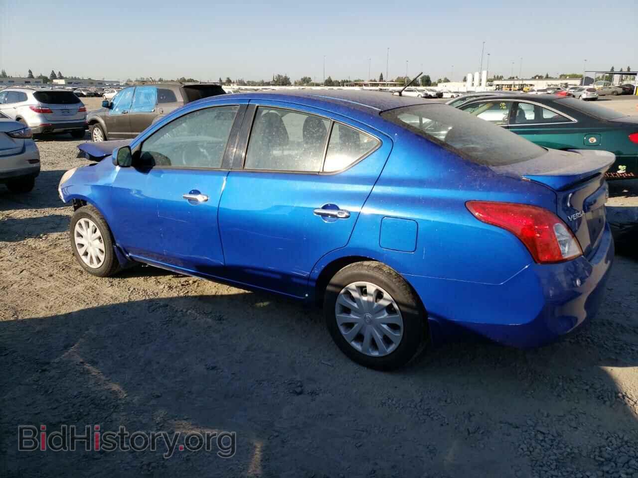 2014 NISSAN VERSA - VIN: 3N1CN7AP2EL861521 - Фото 2